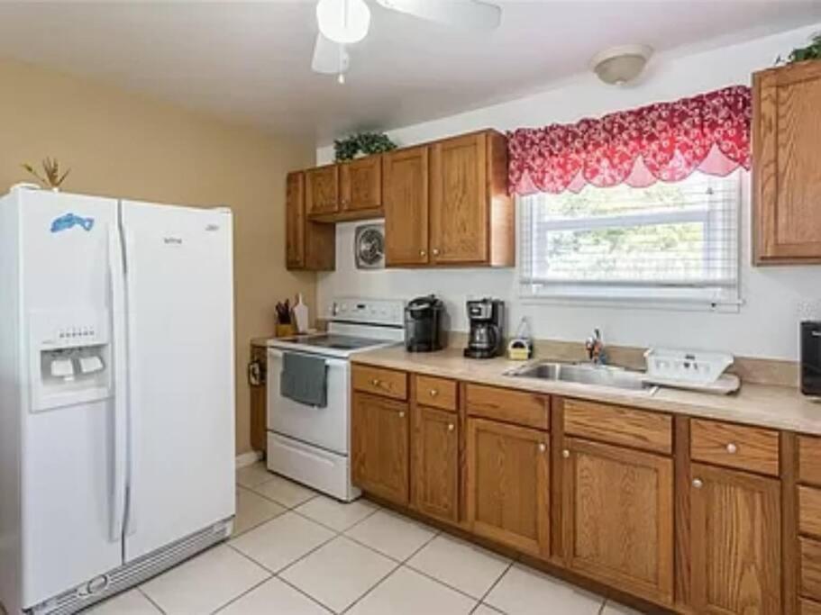 Lovely 1 Bedroom Unit Across From Lido Key Beach Sarasota Bagian luar foto